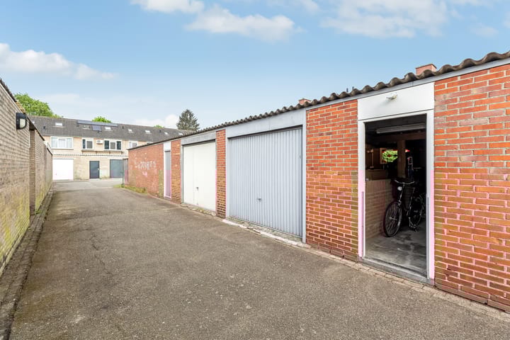 Photo 25 of Mgr. Hilhorststraat 5