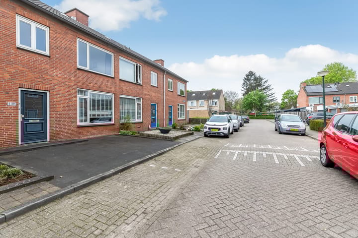 Photo 27 of Mgr. Hilhorststraat 5