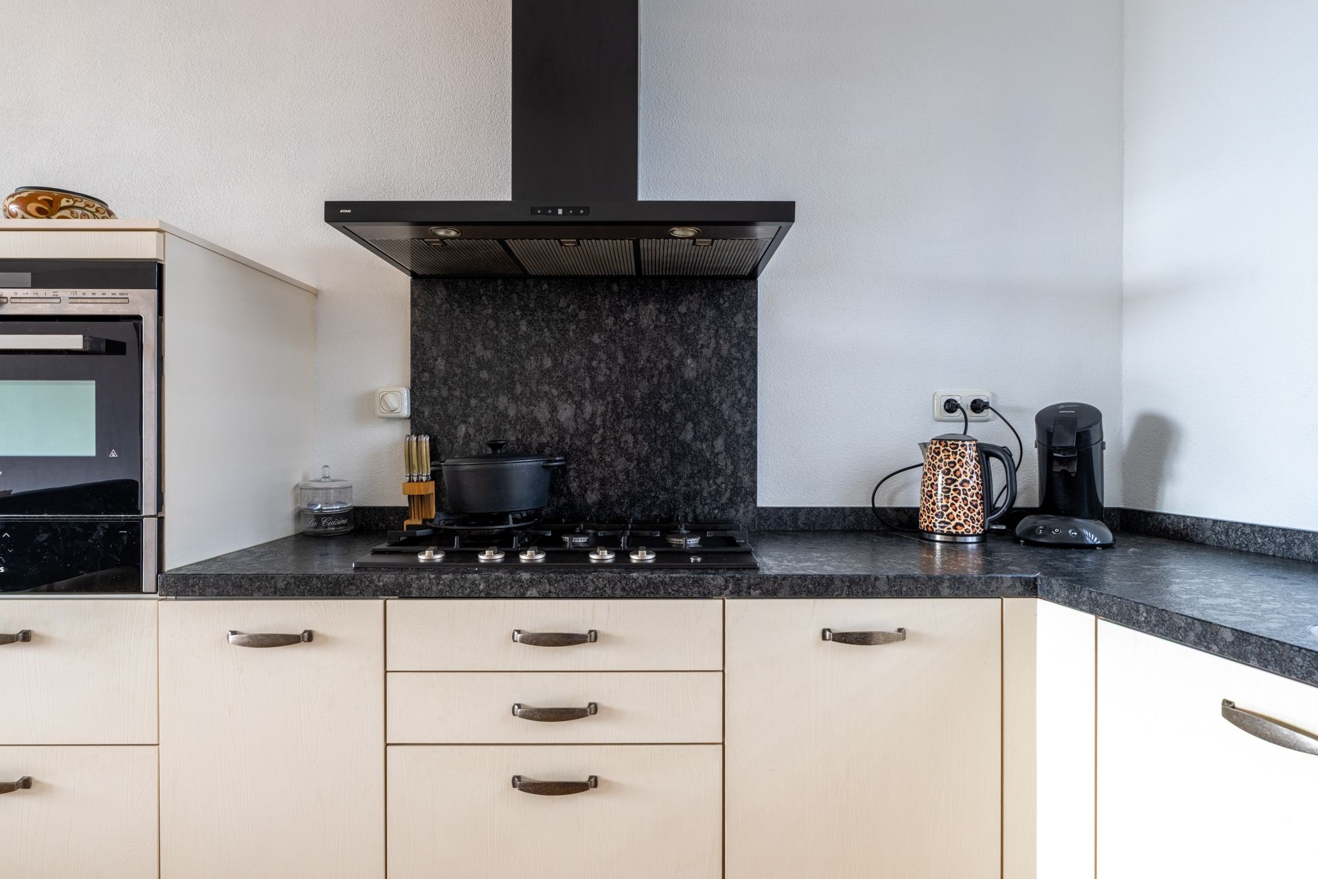 Foto 12 van Raadhuisplein 44