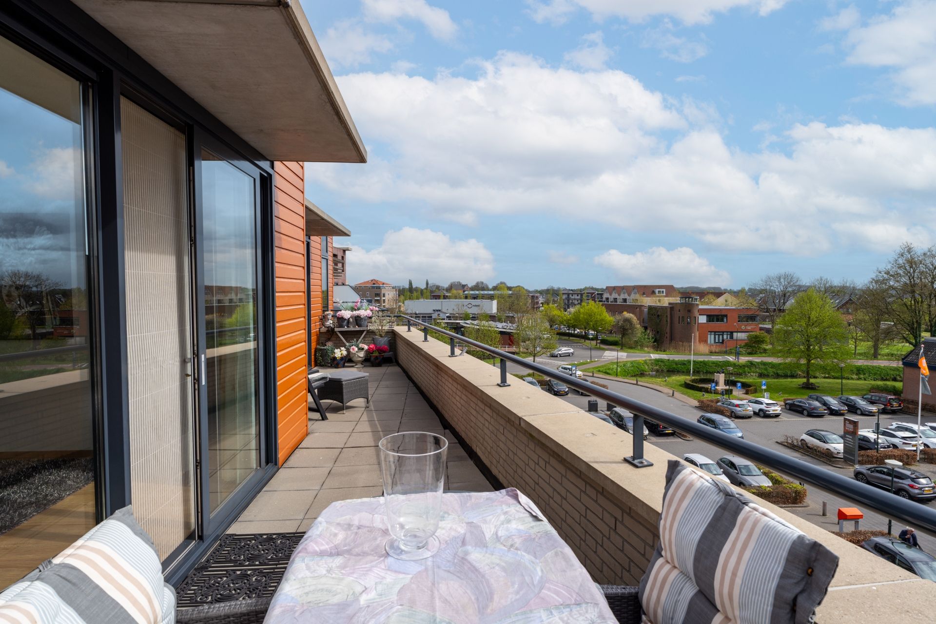 Foto 15 van Raadhuisplein 44