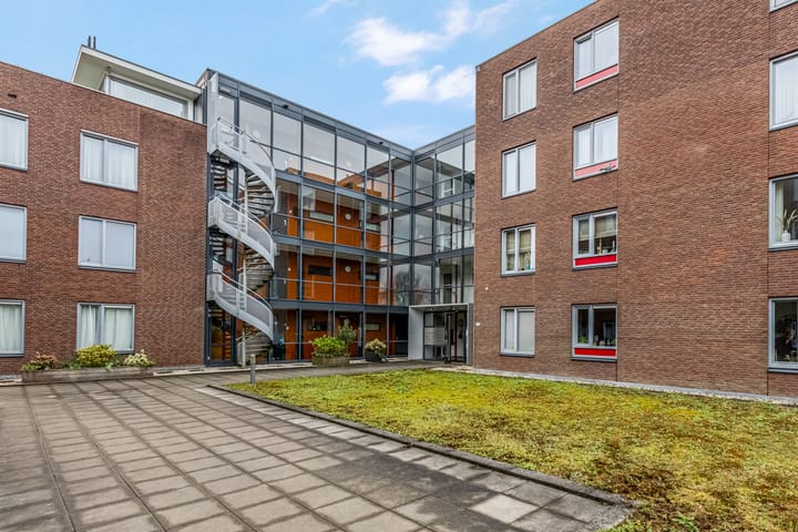 Foto 31 van Willem Barentszstraat 151