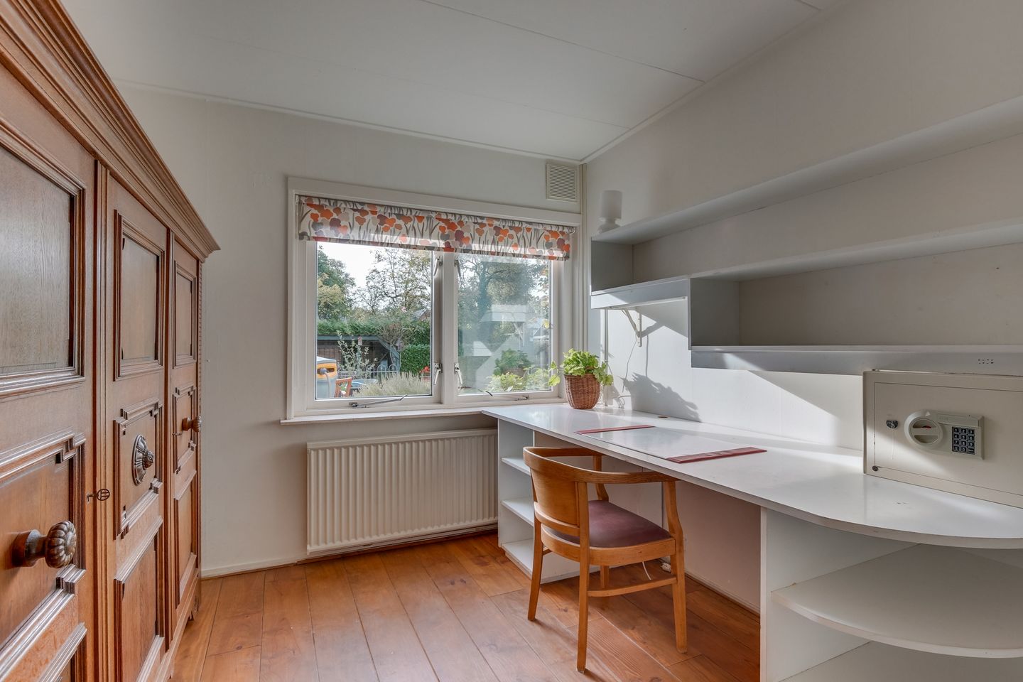 Photo 19 of Eikenlaan 87