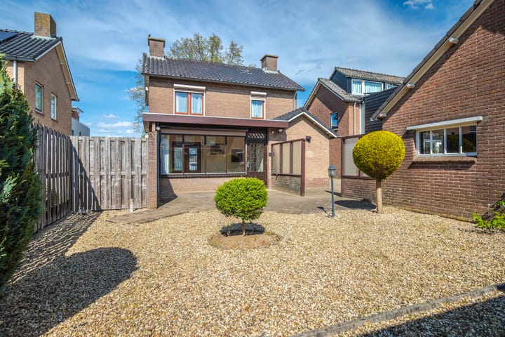 Foto 26 van Schoolstraat 8