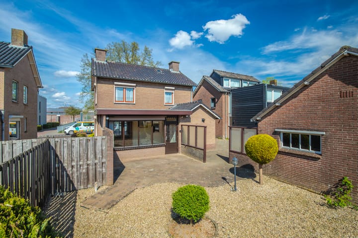 Foto 27 van Schoolstraat 8