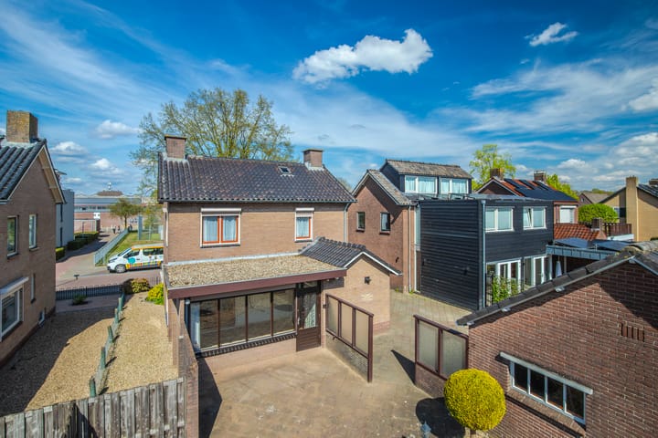 Foto 33 van Schoolstraat 8