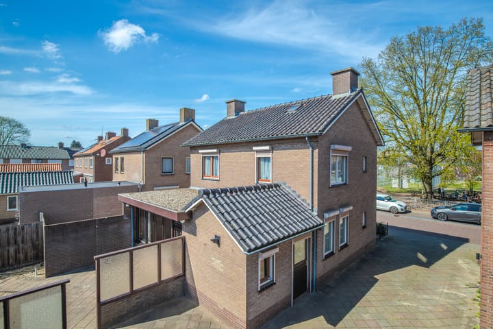 Foto 34 van Schoolstraat 8