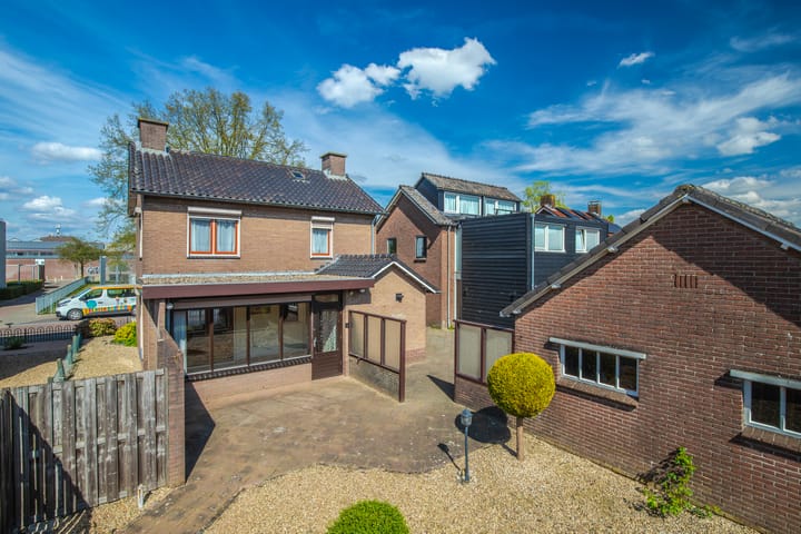 Foto 35 van Schoolstraat 8