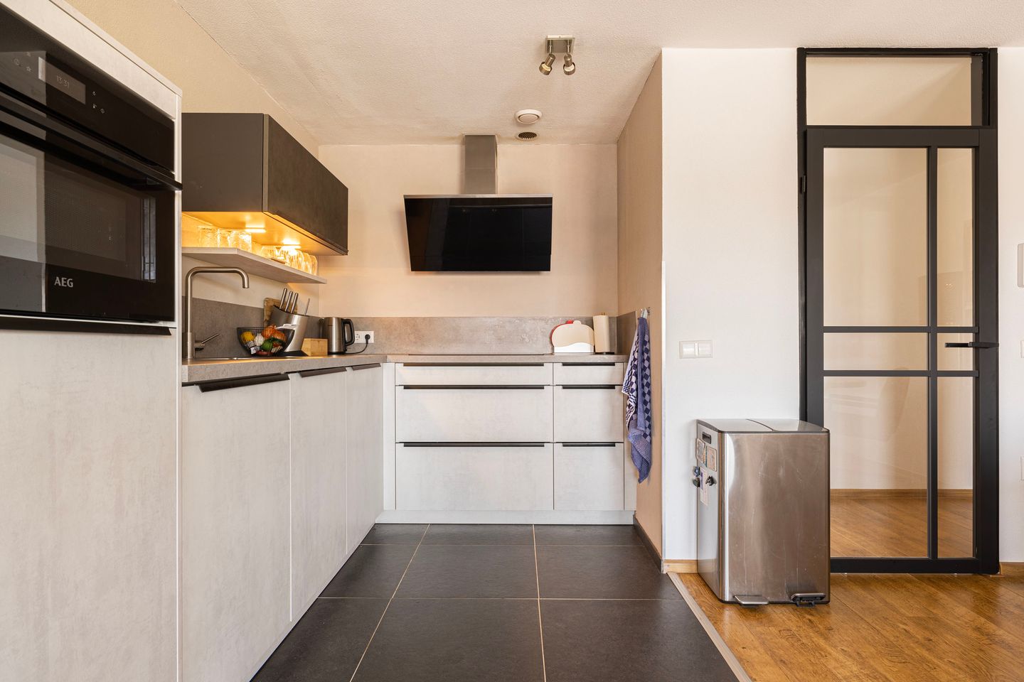 Foto 14 van Telefoonweg 62-11