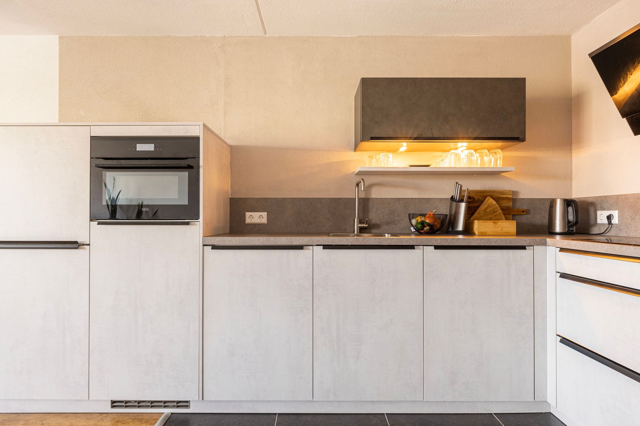 Foto 15 van Telefoonweg 62-11