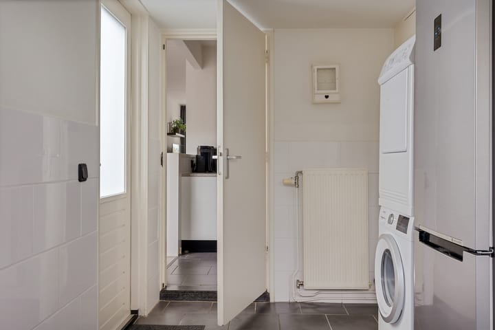 Photo 18 of Meester Zuidemastraat 13