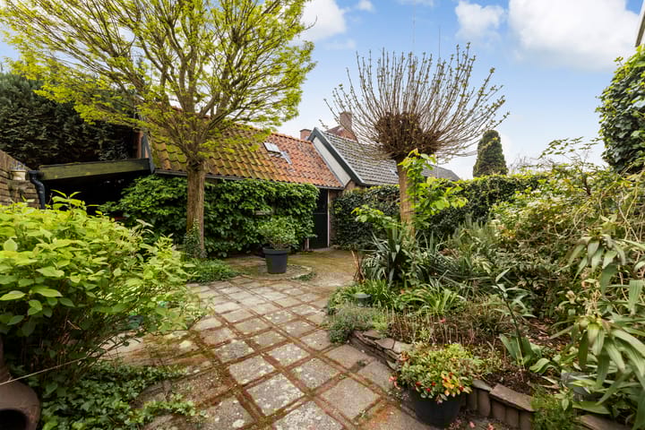 Foto 32 van Willem-Alexanderweg 1