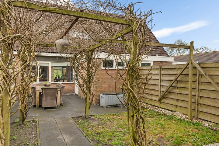 Photo 32 of Meester Zuidemastraat 13