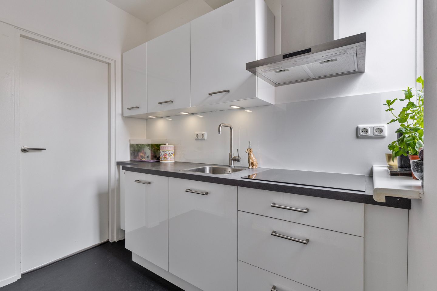 Foto 10 van Ernst Casimirstraat 15