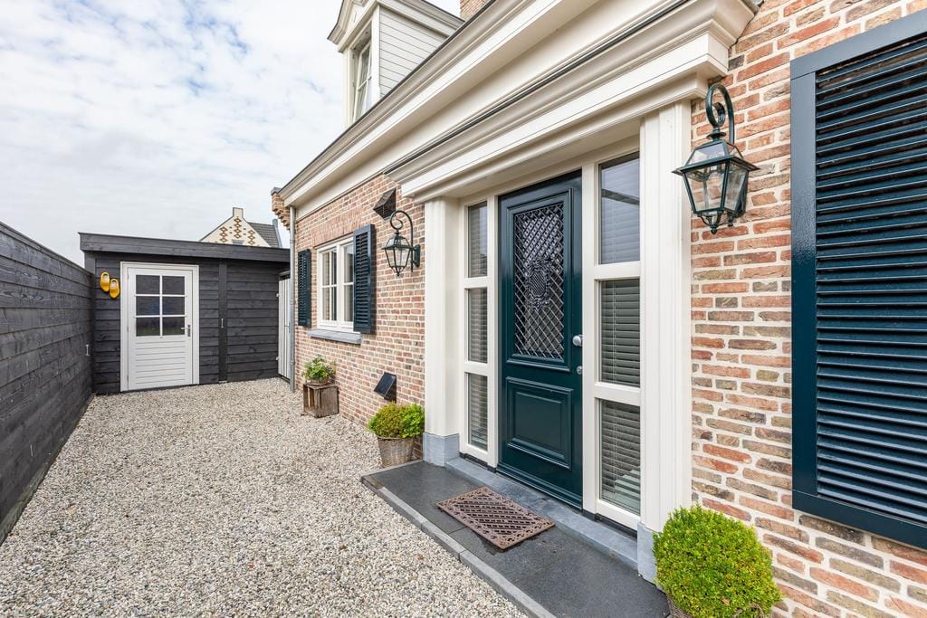 Foto 3 van Nikolaj Basovstraat 15