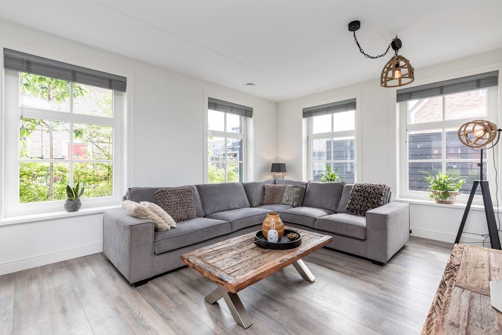 Foto 10 van Nikolaj Basovstraat 15