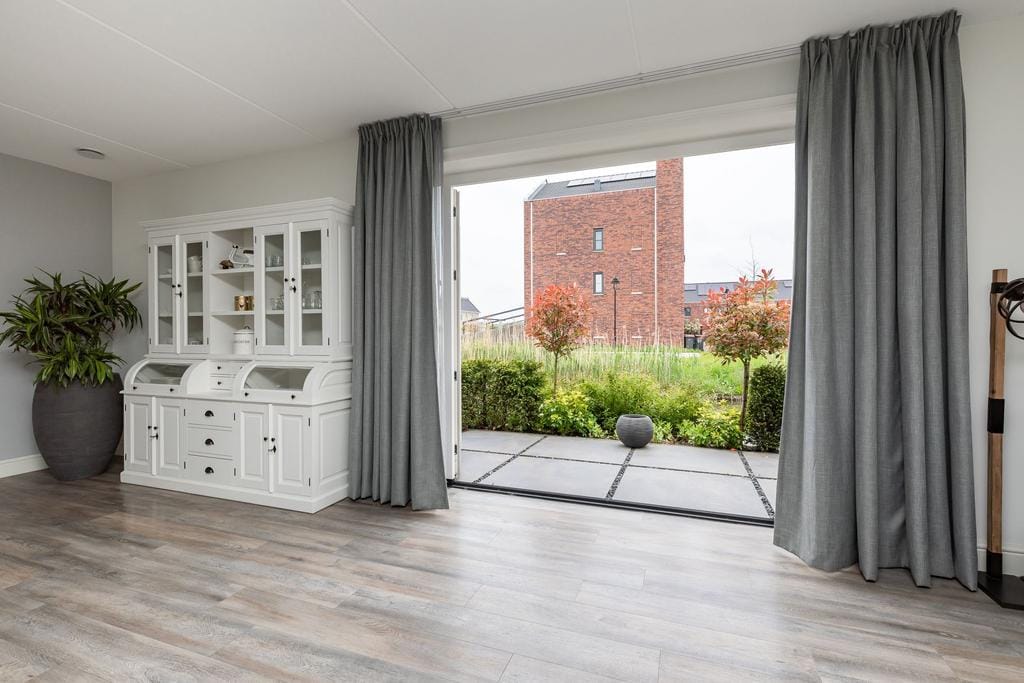 Foto 13 van Nikolaj Basovstraat 15