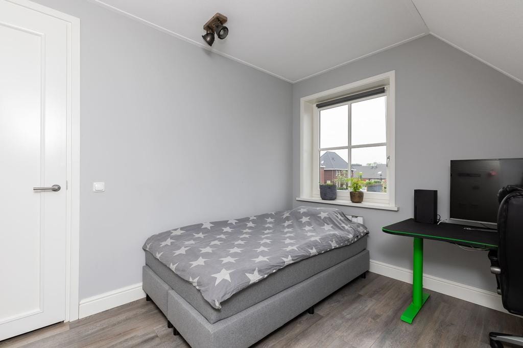 Foto 41 van Nikolaj Basovstraat 15