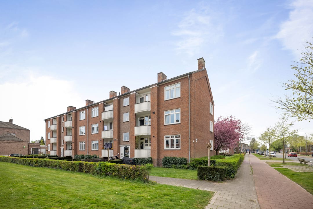 Photo 1 of Herman Boerhaavelaan 52