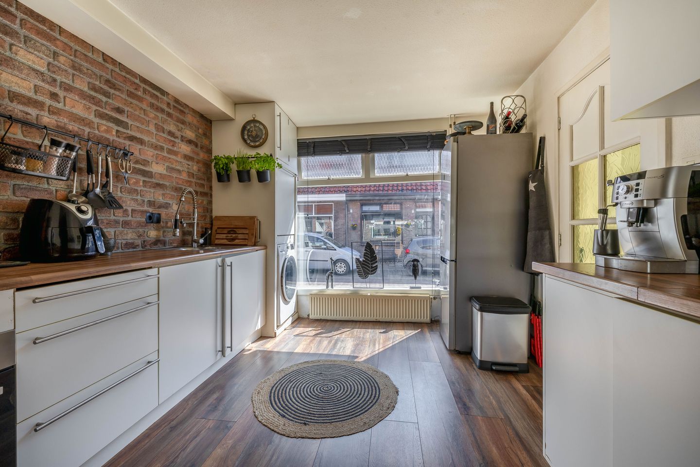 Photo 10 of Bilderdijkstraat 12