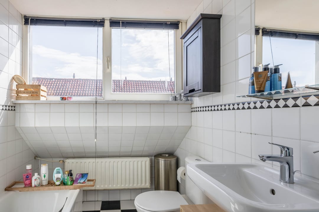 Photo 23 of Bilderdijkstraat 12