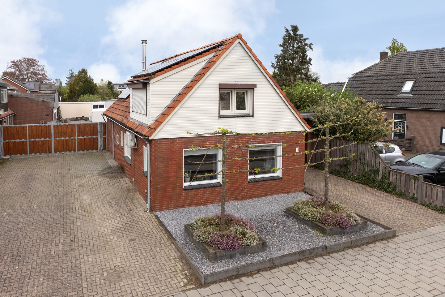 Photo 44 of Ruurloseweg 16