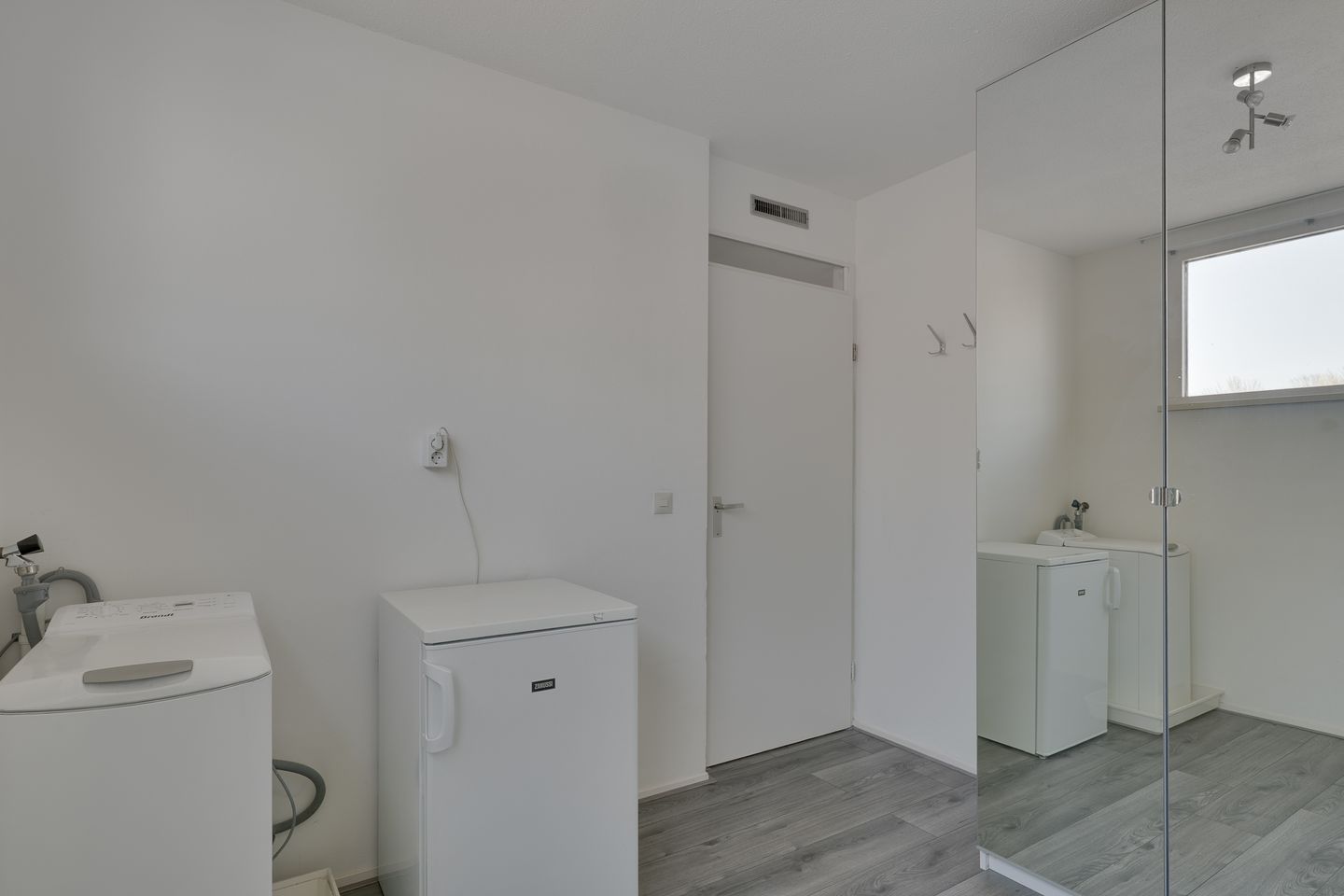 Photo 19 of Asturiëstraat 15