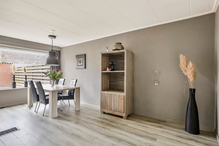 Foto 3 van Molenlaan 9