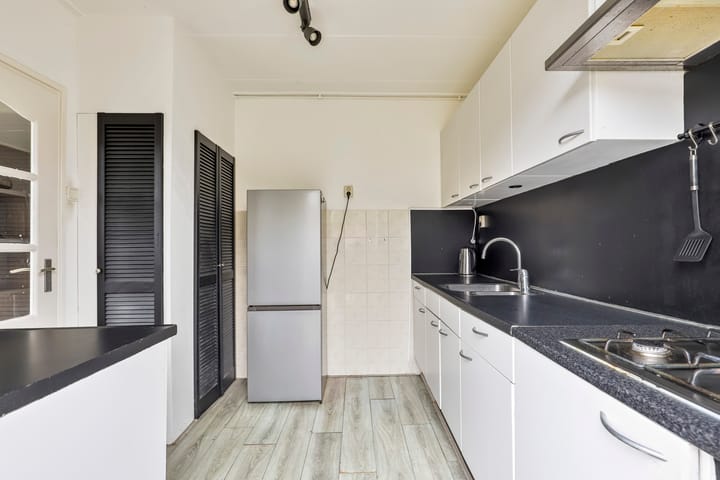 Foto 15 van Molenlaan 9