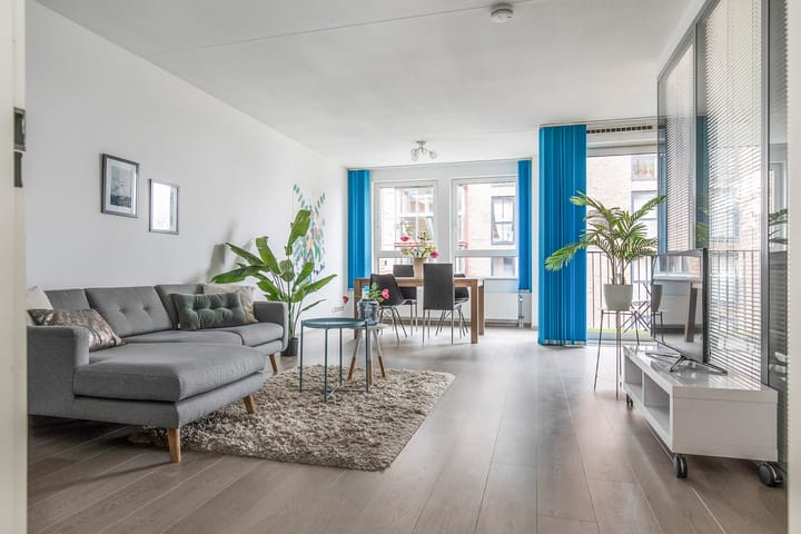 Foto 2 van Eva Besnyöstraat 71