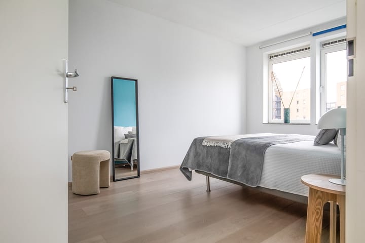 Foto 26 van Eva Besnyöstraat 71