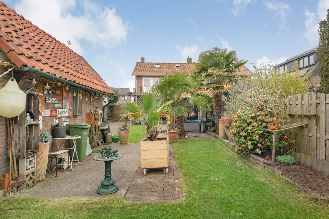 Photo 28 of Zwarteweg 27