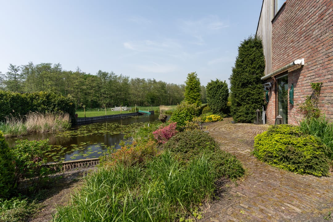 Foto 41 van Oud-Loosdrechtsedijk 114-B