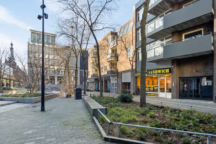 Stadhuisplein 351