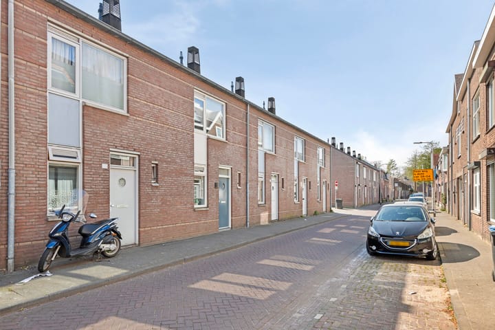 Foto 24 van Hesperenstraat 73