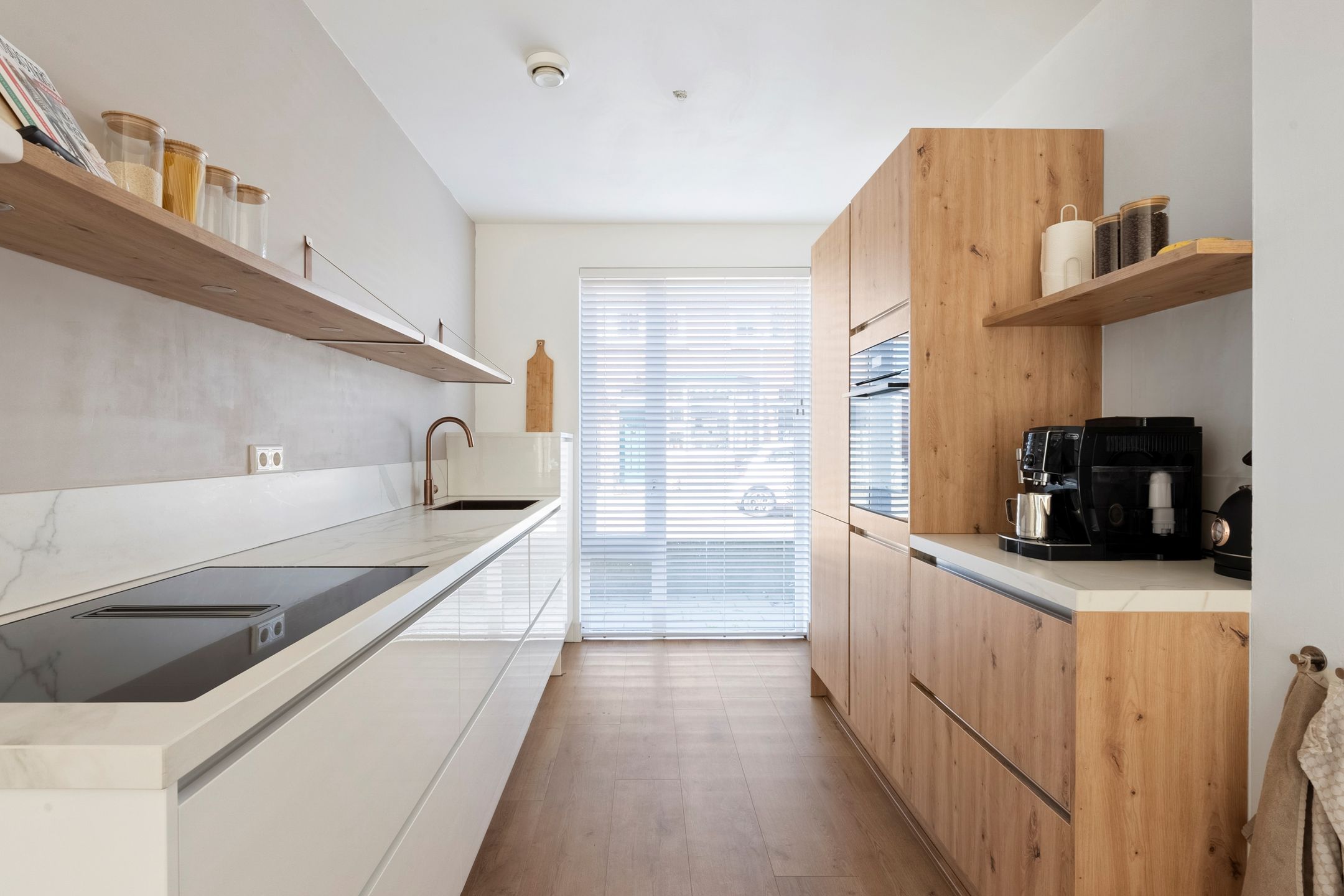 Photo 9 of Van Galenstraat 133