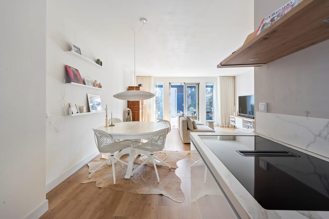 Photo 11 of Van Galenstraat 133