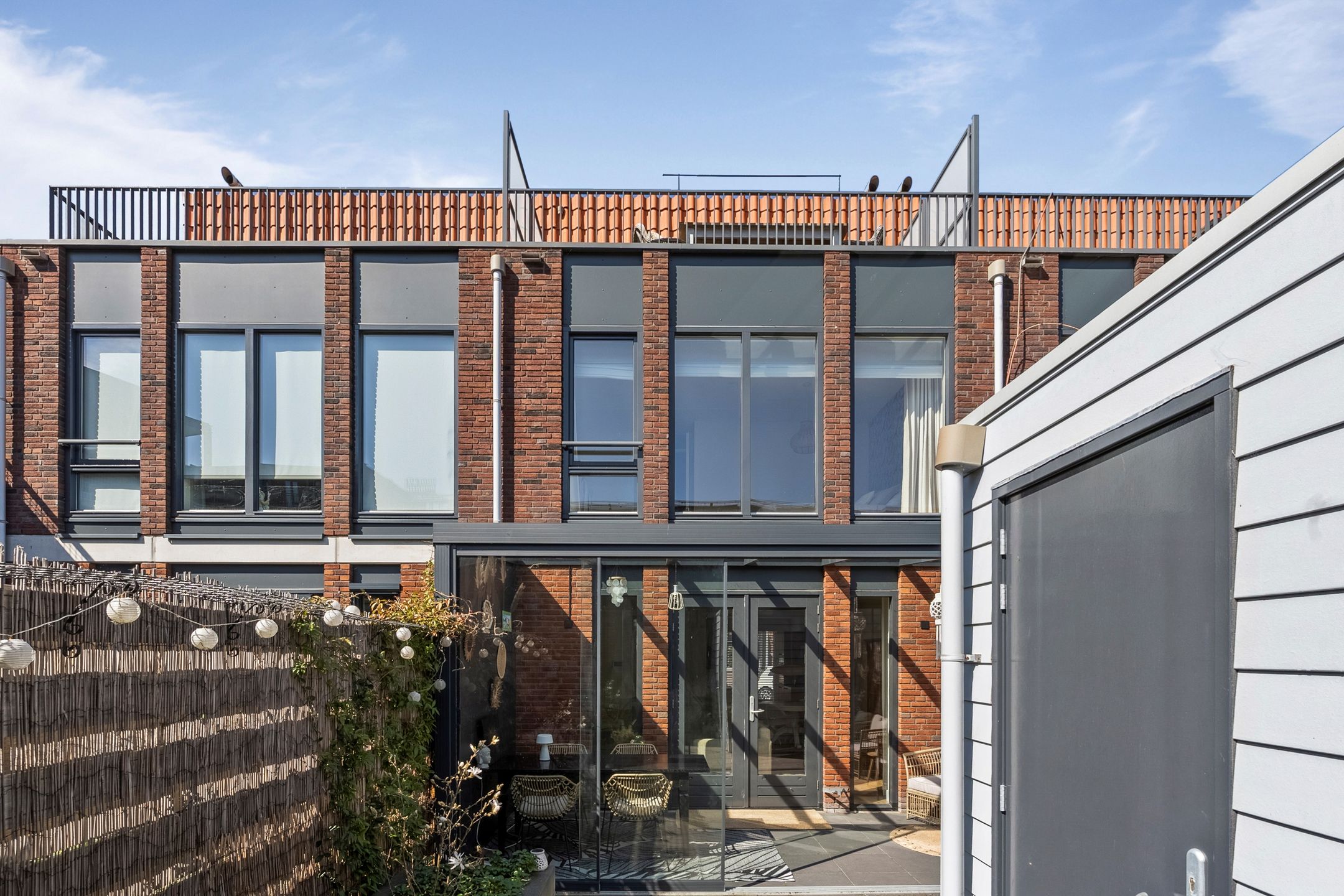 Photo 21 of Van Galenstraat 133