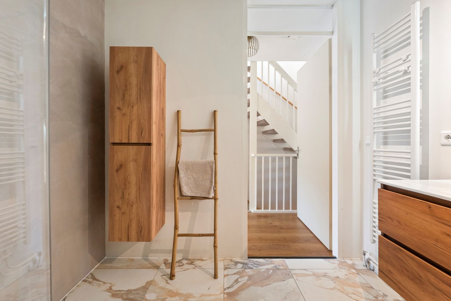 Photo 35 of Van Galenstraat 133