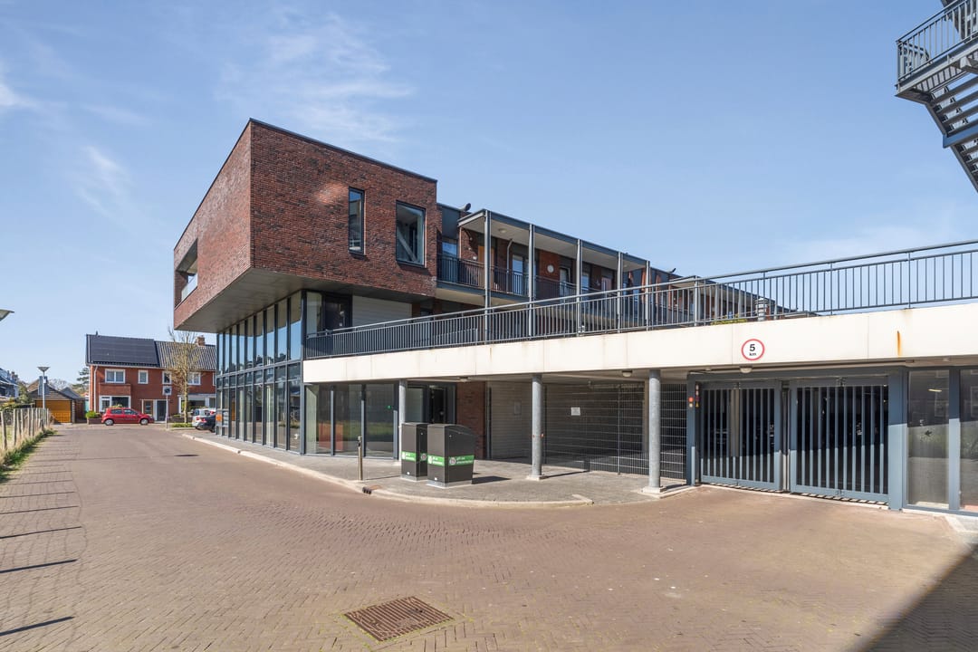 Photo 47 of Van Galenstraat 133