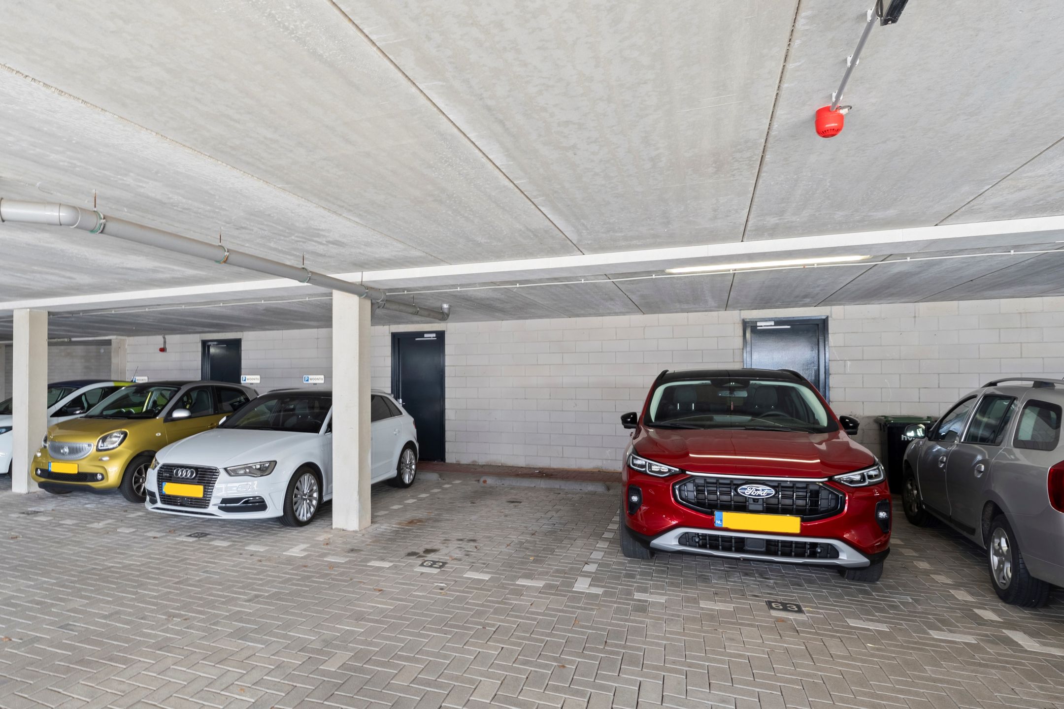 Photo 48 of Van Galenstraat 133