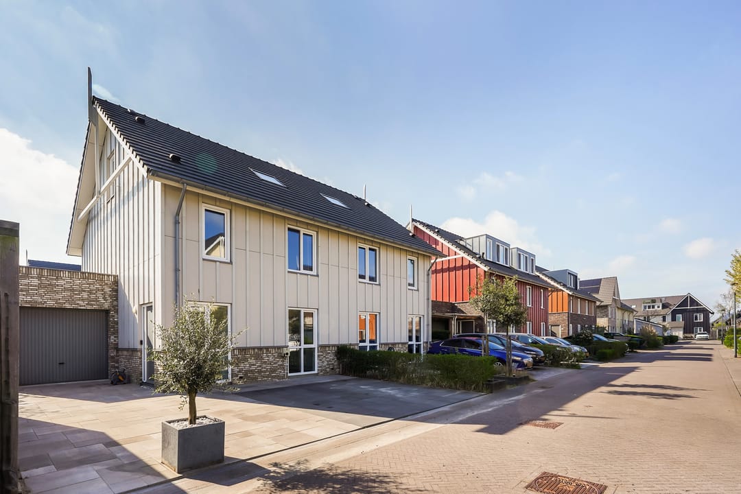 Foto 8 van Menagerie 20