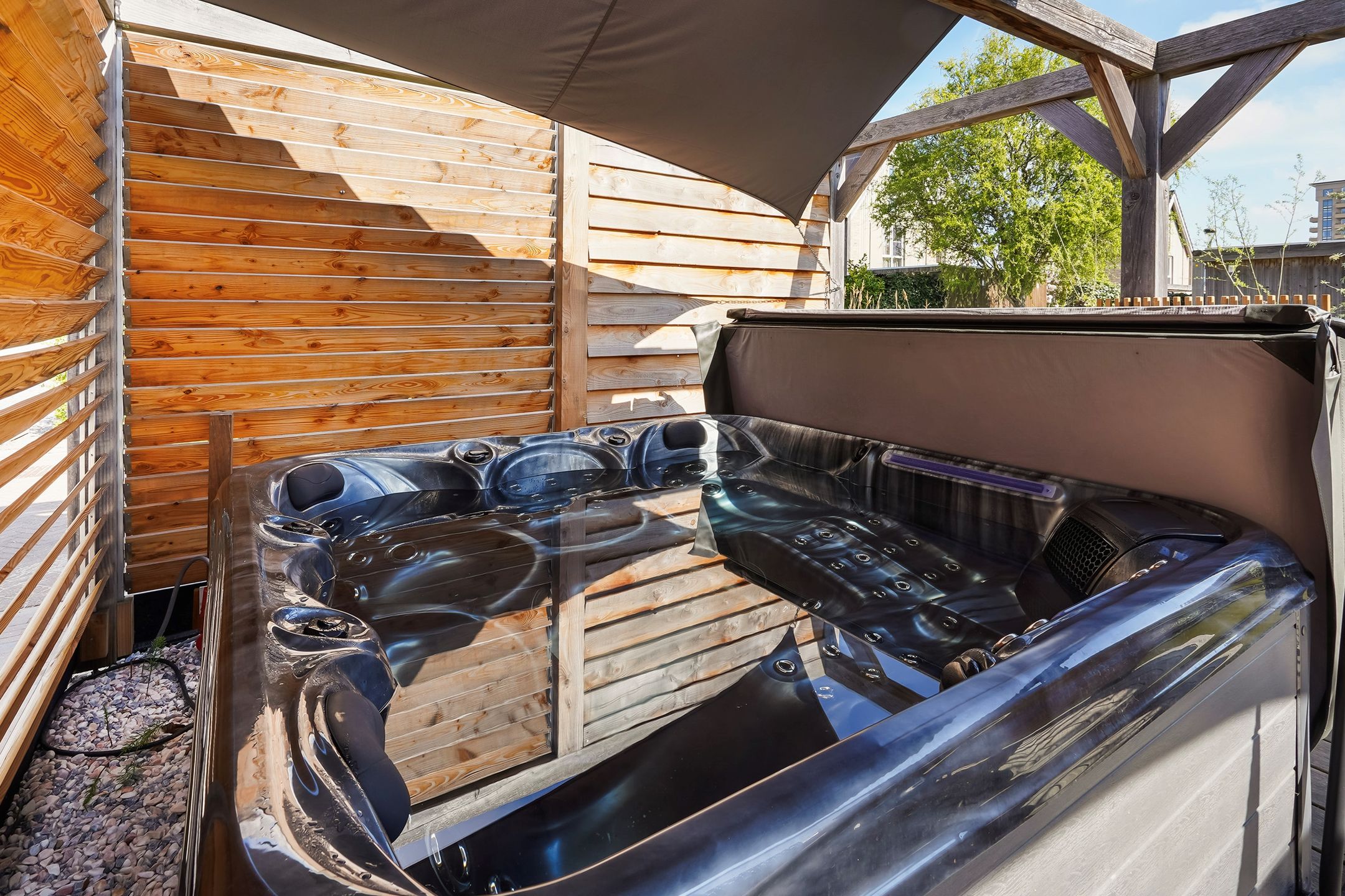 Foto 36 van Menagerie 20