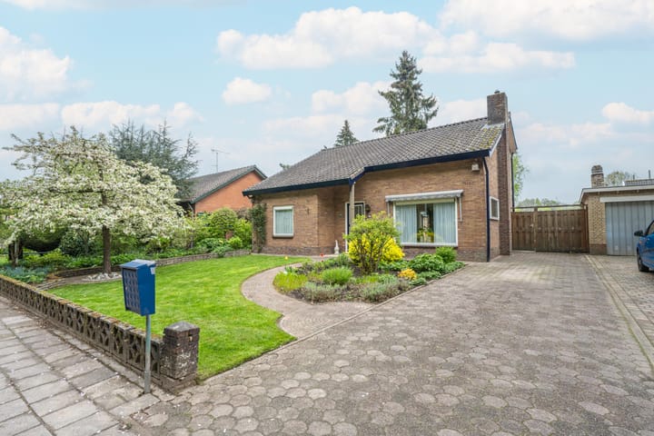 Foto 1 van Achterstraat 12