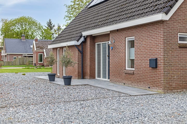 Photo 12 of Hoofdweg West 43