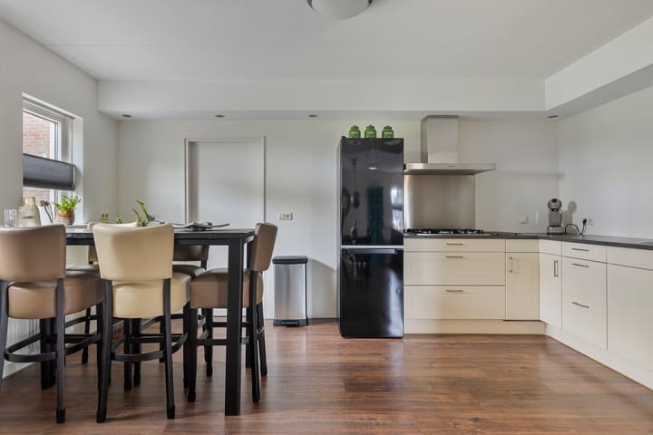 Photo 32 of Hoofdweg West 43