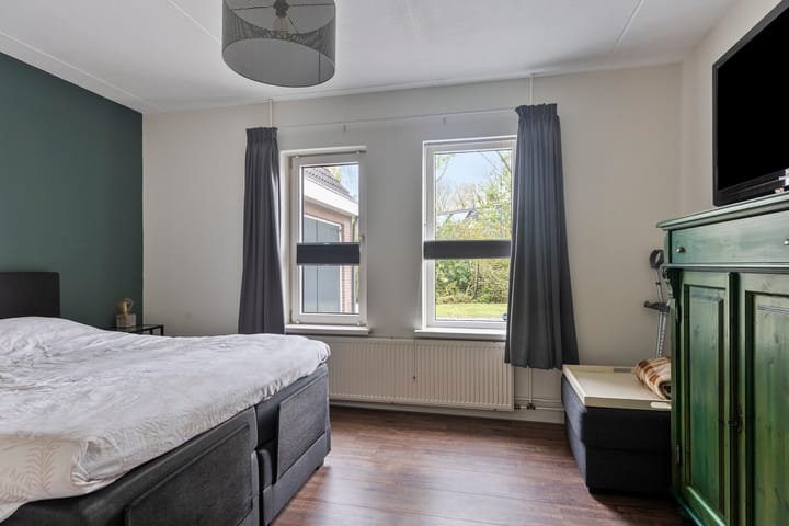 Photo 38 of Hoofdweg West 43