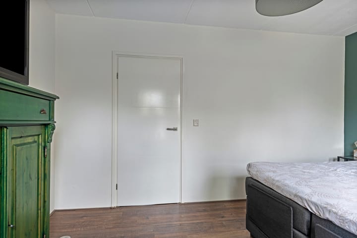 Photo 39 of Hoofdweg West 43