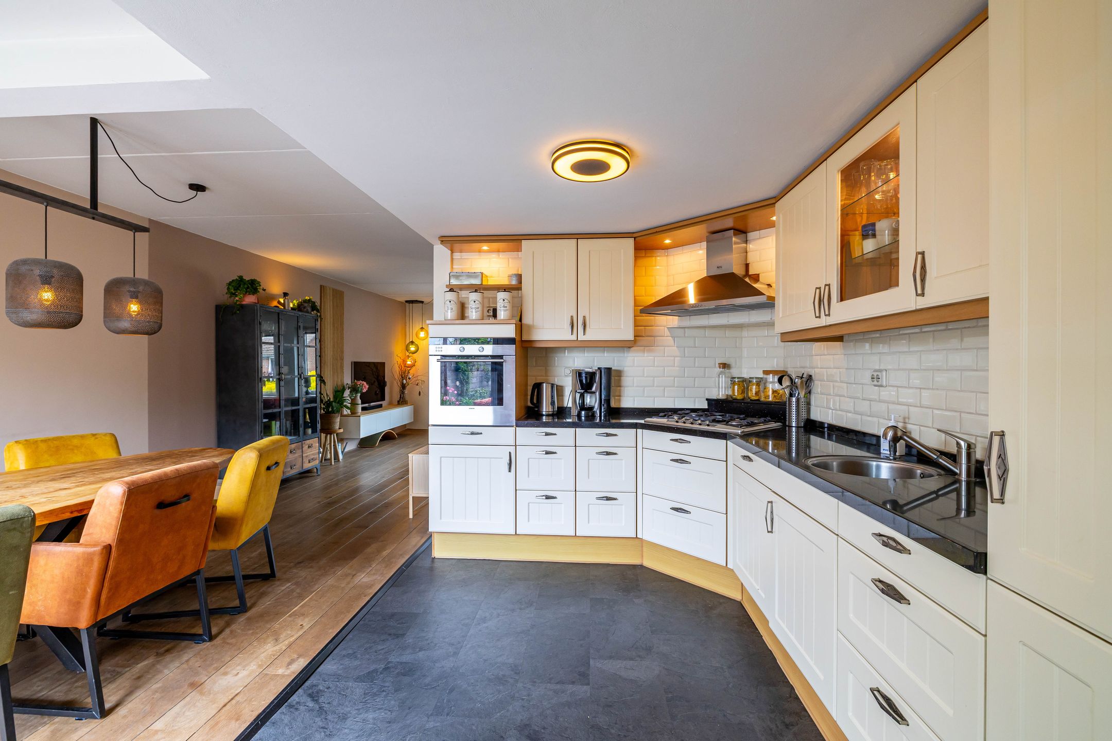 Foto 21 van De Kastanje 41