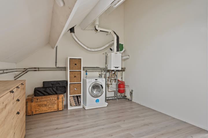 Foto 25 van Verenwei 110