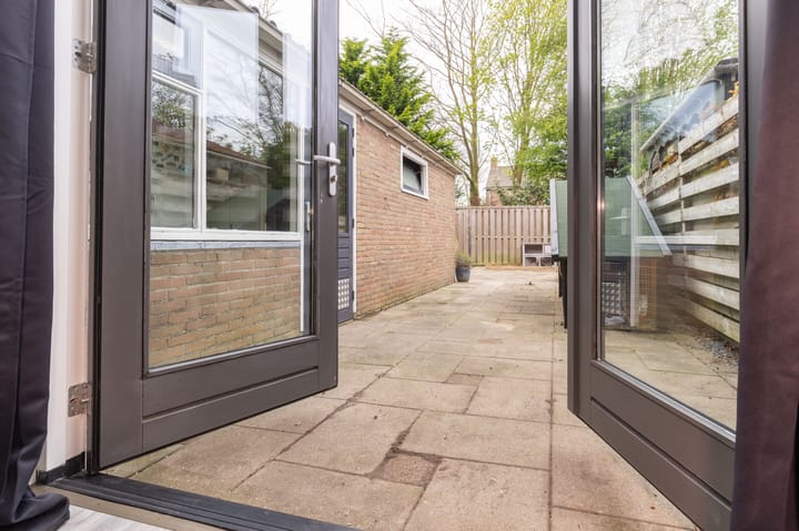 Foto 31 van Dr. Lovinkstraat 21